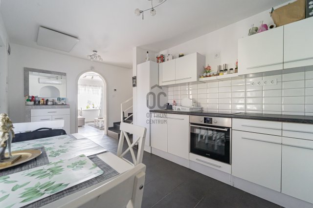 Eladó családi ház, Délegyházán 171.9 M Ft, 2 szobás