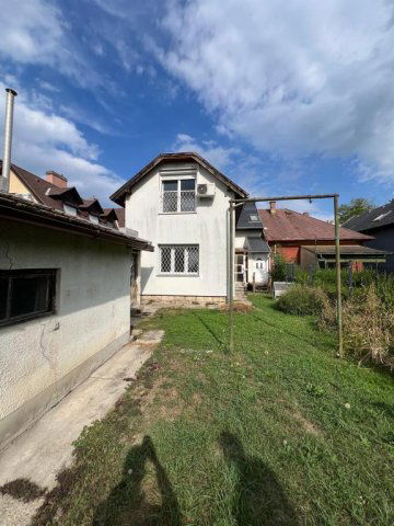 Eladó családi ház, Budapesten, III. kerületben 129.9 M Ft