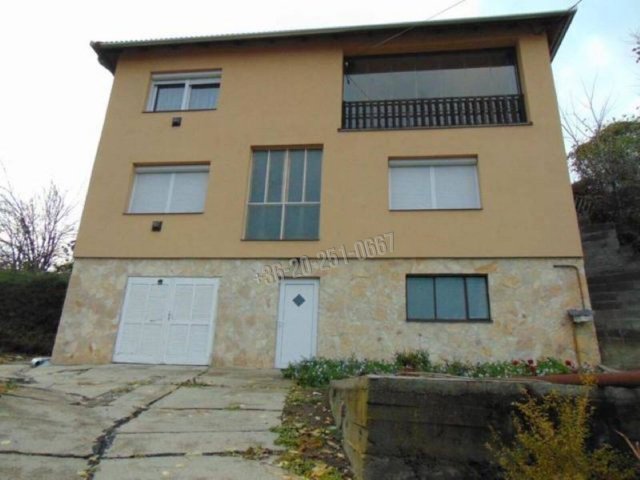 Eladó családi ház, Dunaszekcsőn 23.9 M Ft, 4 szobás