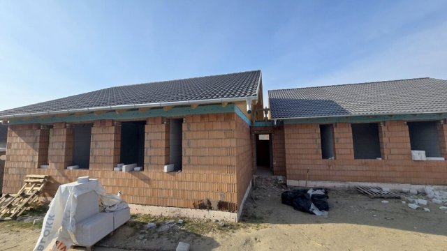 Eladó sorház, Dunaharasztin 99.99 M Ft, 4 szobás