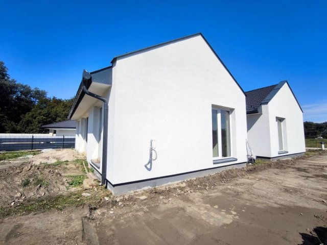 Eladó családi ház, Máriakálnokon 76 M Ft, 4 szobás