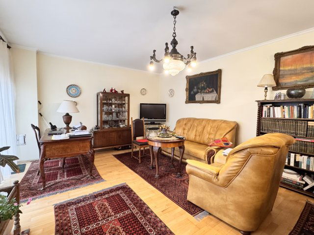 Eladó téglalakás, Pécsett, Radnics utcában 94.9 M Ft, 3 szobás