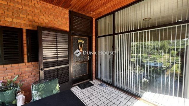 Eladó családi ház, Budapesten, XVI. kerületben 169.9 M Ft