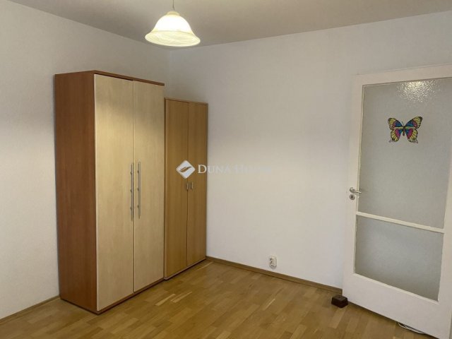 Eladó panellakás, Budapesten, III. kerületben 69.5 M Ft, 2 szobás