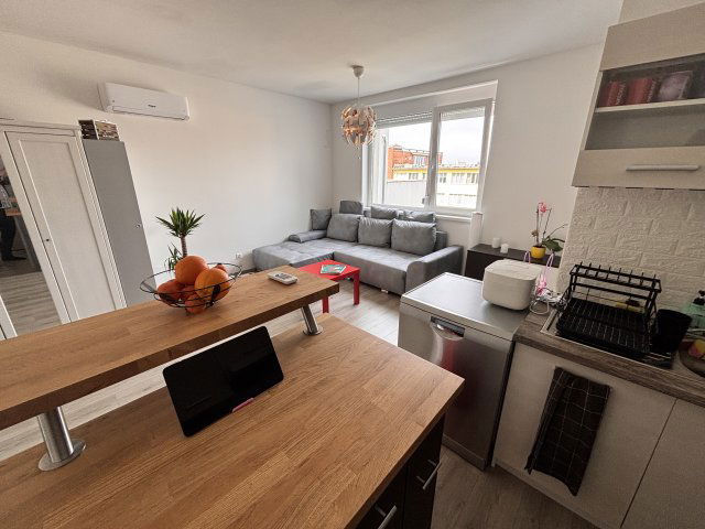 Eladó téglalakás, Budapesten, XIX. kerületben 109 M Ft, 3 szobás