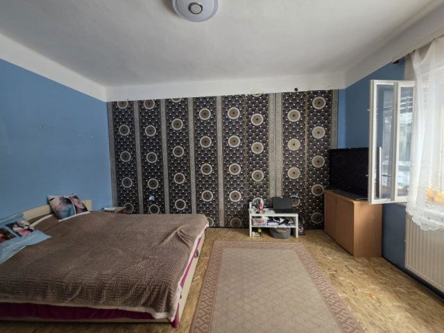 Eladó családi ház, Adonyban 57.7 M Ft, 2+1 szobás