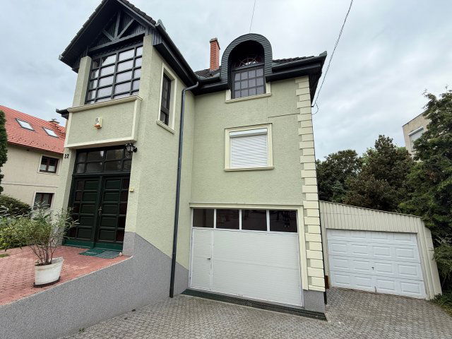 Eladó családi ház, Budapesten, XI. kerületben 399 M Ft