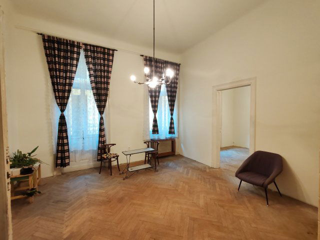 Eladó téglalakás, Budapesten, VI. kerületben, Szófia utcában
