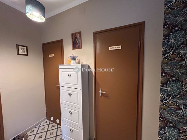 Eladó téglalakás, Szekszárdon, Zöldkert utcában 39 M Ft