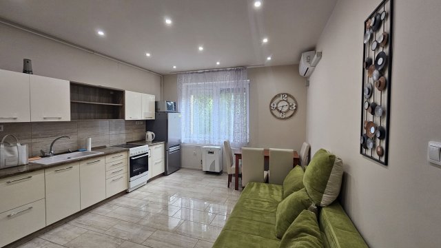 Kiadó téglalakás, albérlet, Debrecenben 250 E Ft / hó, 3 szobás