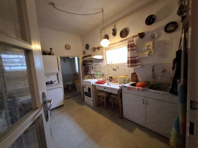 Eladó családi ház, Budapesten, XVIII. kerületben 65 M Ft