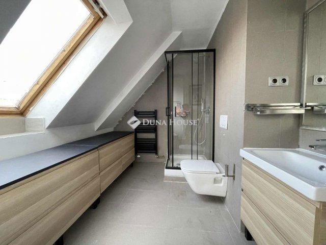 Eladó téglalakás, Budapesten, IX. kerületben 210 M Ft, 3 szobás