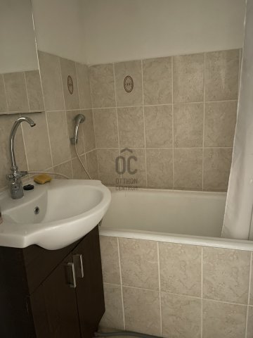 Eladó panellakás, Debrecenben 74 M Ft, 3 szobás