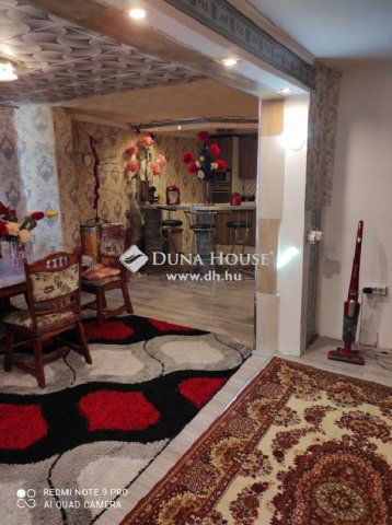 Eladó családi ház, Jászjákóhalmán 25 M Ft, 4+1 szobás