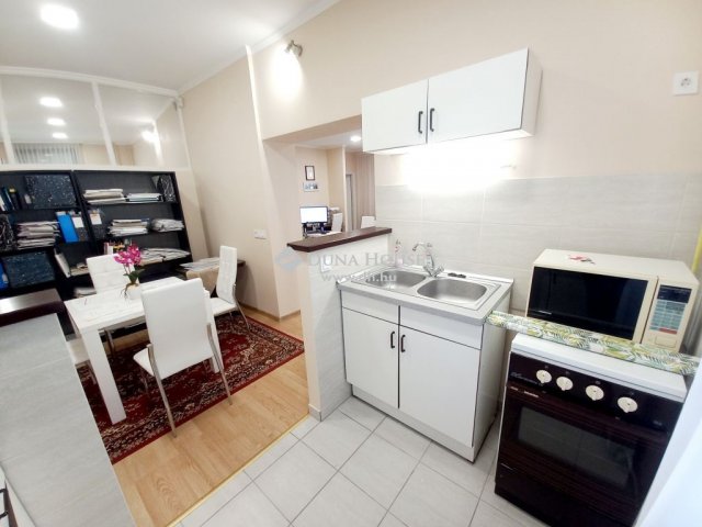 Eladó ikerház, Kecskeméten 98 M Ft, 4 szobás