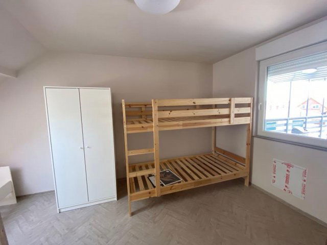 Eladó téglalakás, Cegléden 22.9 M Ft, 2 szobás