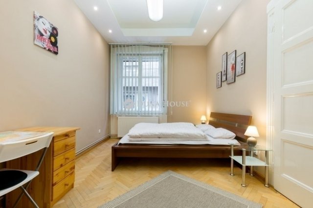 Eladó téglalakás, Budapesten, IX. kerületben 94.5 M Ft, 3 szobás