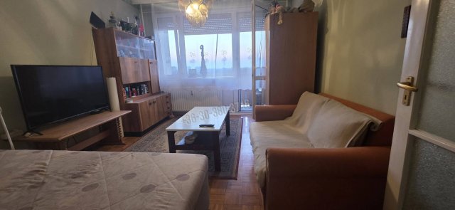 Eladó panellakás, Dunaújvárosban 29.5 M Ft, 2 szobás