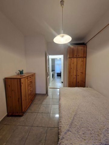 Kiadó téglalakás, albérlet, Szolnokon 120 E Ft / hó