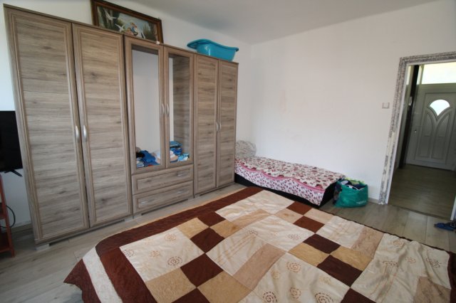 Eladó panellakás, Salgótarjánban 11.2 M Ft, 2 szobás