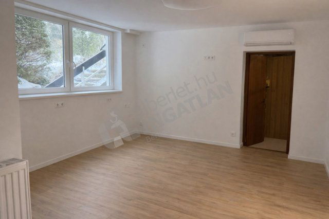 Kiadó téglalakás, albérlet, II. kerületben, Vöröstorony lejtőn