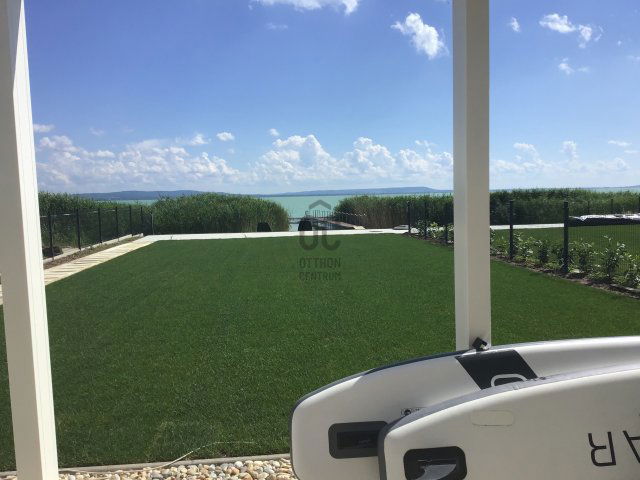 Eladó ikerház, Balatonakaliban 498 M Ft, 3 szobás