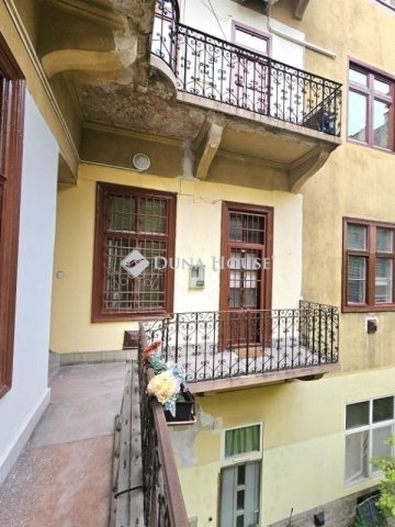 Eladó téglalakás, Budapesten, VIII. kerületben 66.99 M Ft