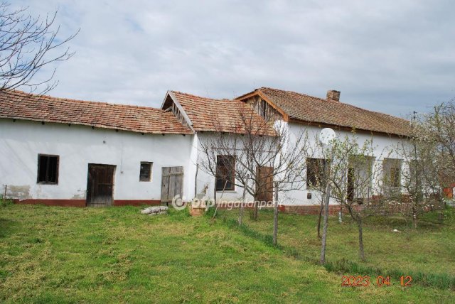 Eladó családi ház, Tiszaszentimrén 14.99 M Ft, 2 szobás