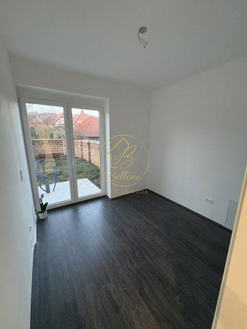 Eladó téglalakás, Pécsett 41 M Ft, 1 szobás