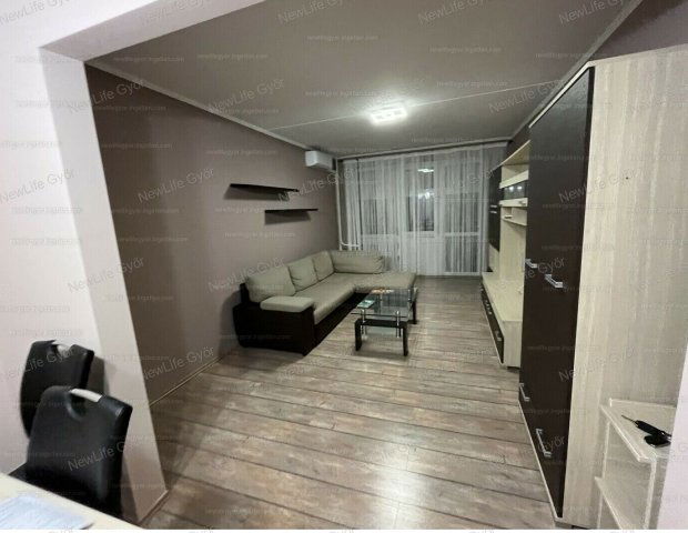 Kiadó panellakás, albérlet, Győrött 230 E Ft / hó