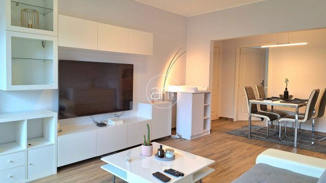 Eladó panellakás, Hódmezővásárhelyen 42.9 M Ft, 2+1 szobás