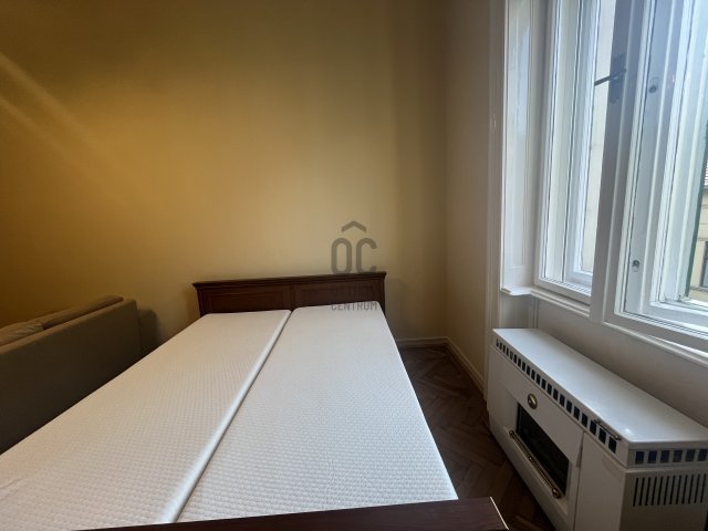 Kiadó téglalakás, albérlet, Debrecenben 200 E Ft / hó, 1 szobás
