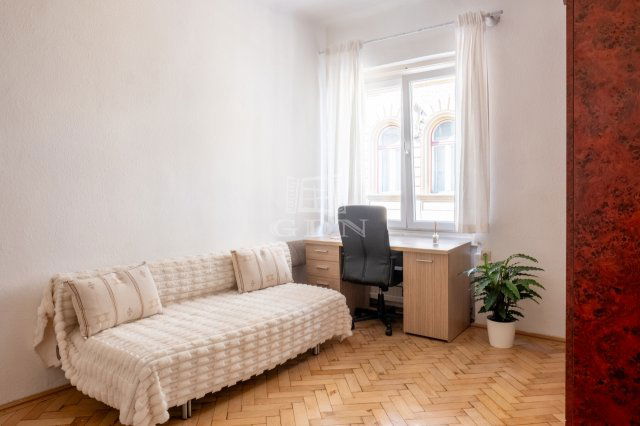 Eladó téglalakás, VIII. kerületben, Vajdahunyad utcában