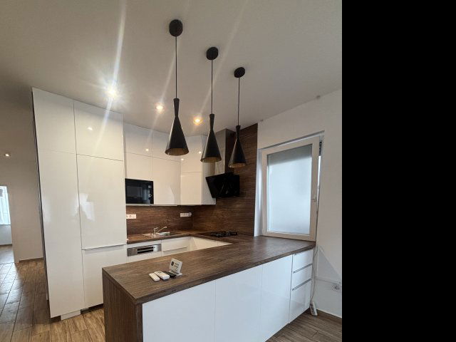 Kiadó téglalakás, albérlet, Szentendrén 390 E Ft / hó