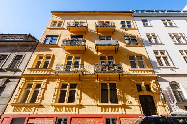 Eladó téglalakás, Budapesten, II. kerületben 114.9 M Ft