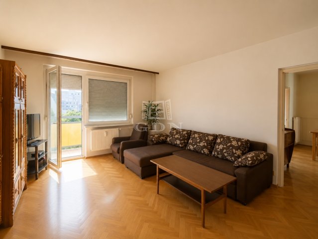 Eladó panellakás, Budapesten, XIV. kerületben 74 M Ft, 1+2 szobás