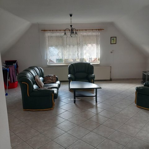 Eladó családi ház, Berzencén 40 M Ft, 5 szobás