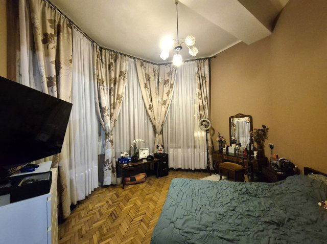 Eladó téglalakás, Budapesten, VI. kerületben 79.9 M Ft