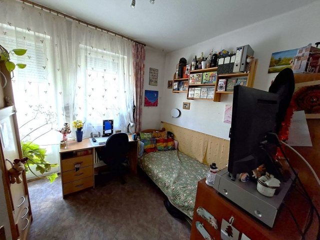 Eladó téglalakás, Hajdúszoboszlón 60 M Ft, 3 szobás