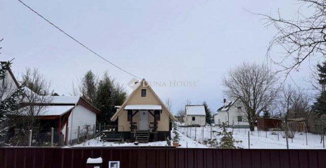 Eladó családi ház, Győrött 53 M Ft, 2 szobás