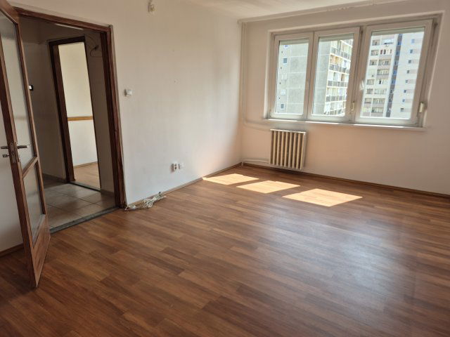 Eladó panellakás, Budapesten, III. kerületben 56.9 M Ft