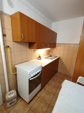 Eladó panellakás, Székesfehérvárott 52.9 M Ft, 2 szobás