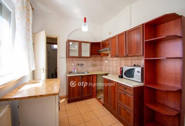 Eladó családi ház, Mosonszentmiklóson 55 M Ft, 3+1 szobás