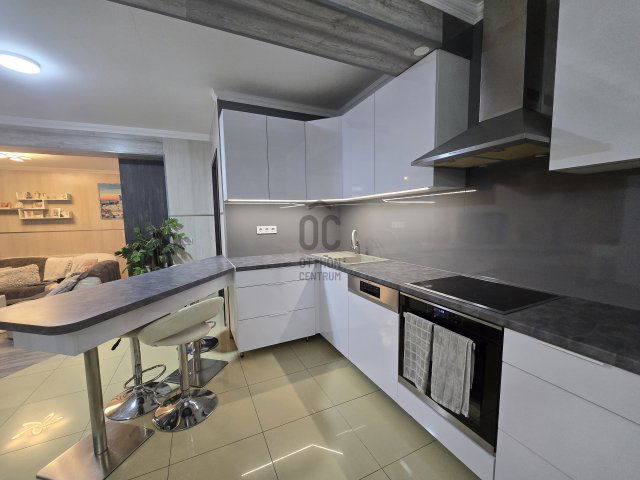 Eladó családi ház, Detken 79 M Ft, 6 szobás