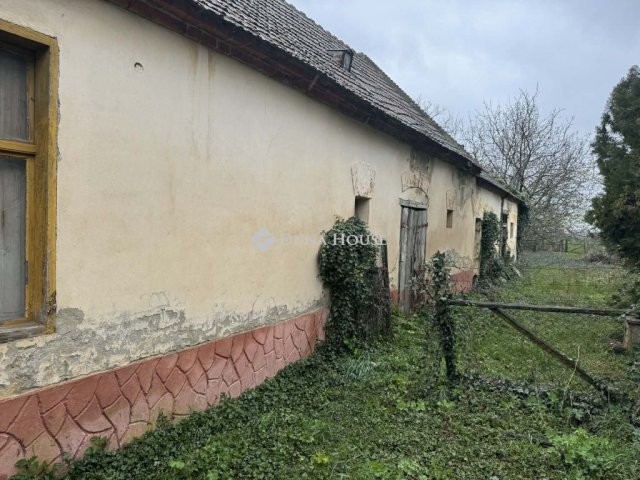 Eladó családi ház, Pálin 24.5 M Ft, 2 szobás
