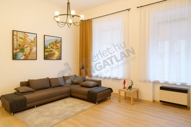 Kiadó téglalakás, albérlet, XIII. kerületben, Váci úton