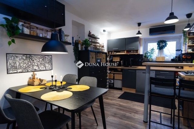 Eladó mezogazdasagi ingatlan, Cserkeszőlőn 46.5 M Ft, 4 szobás