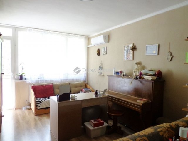 Eladó téglalakás, Vácon 55 M Ft, 2 szobás