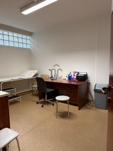 Eladó iroda, Budapesten, III. kerületben 135 M Ft