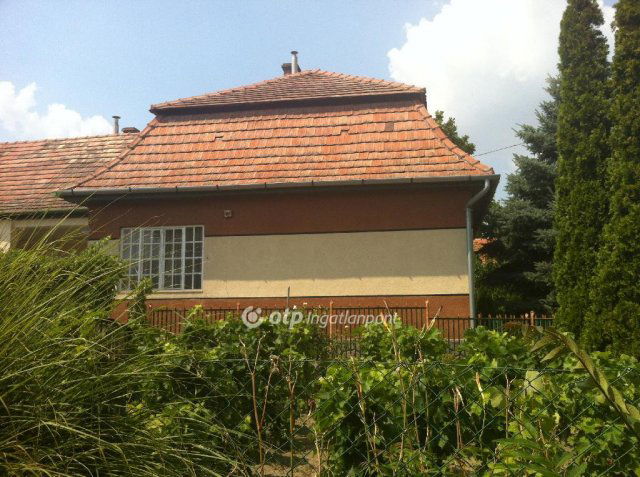 Eladó családi ház, Szigetbecsén 34.9 M Ft, 4 szobás